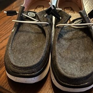 Hey Dude Women’s Shoes Size 9 Gray Canvas Lightweight Comfort Shoes